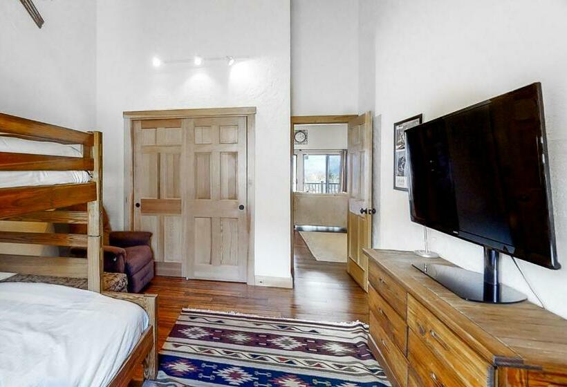 شقة غرفتين, Linderhof Mountainside 12