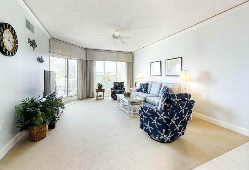 Апартаменты 1 Спальня, Hampton Place 5501