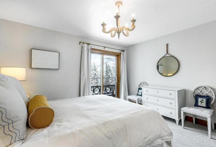 דירת שני חדרים, 2 Bed 2 Bath Apartment In Avon