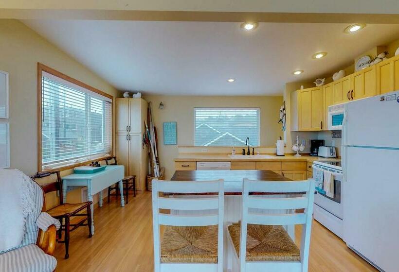 شقة 3 غرف, Sea Oats