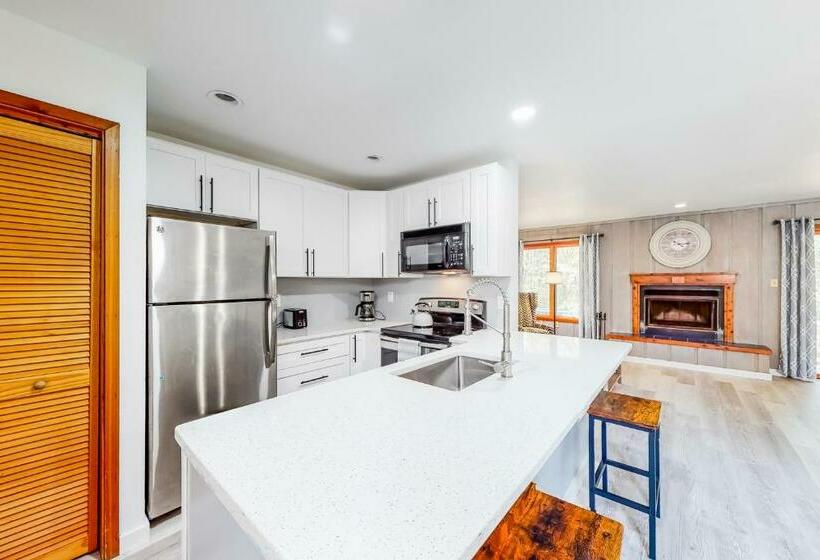 Апартаменты 2 Спальни, Mountainside Oasis