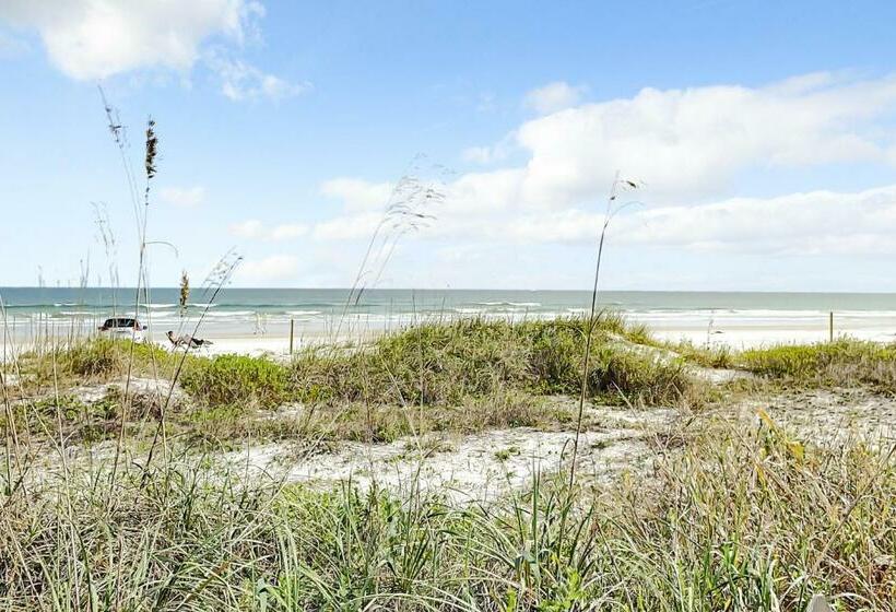 شقة غرفتين, Golden Arms 111