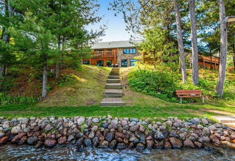 شقة غرفتين, Lake Minocqua Lakeview