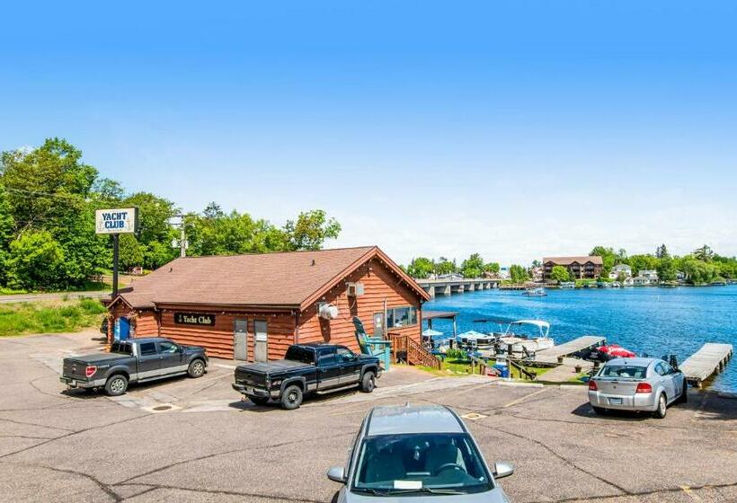 شقة غرفتين, Lake Minocqua Lakeview