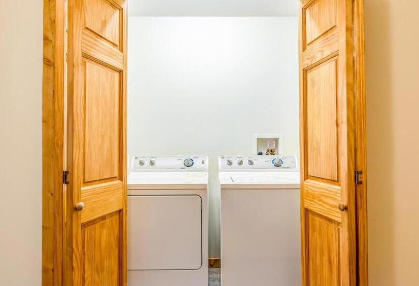 شقة غرفتين, Lake Minocqua Lakeview