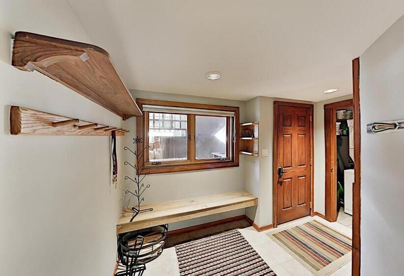 Dom 2 Sypialnie, Predock 3b