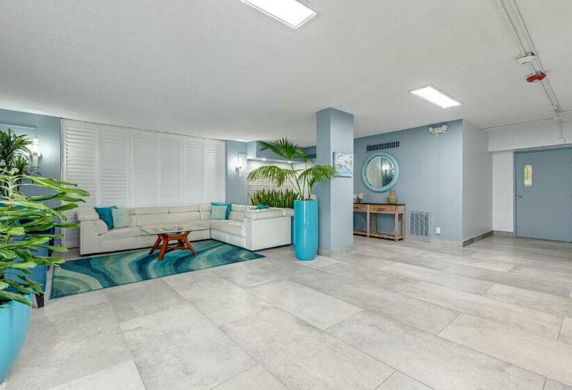 شقة غرفتين, Sandpiper Tower 606