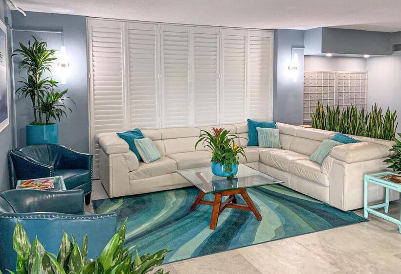 شقة غرفتين, Sandpiper Tower 606