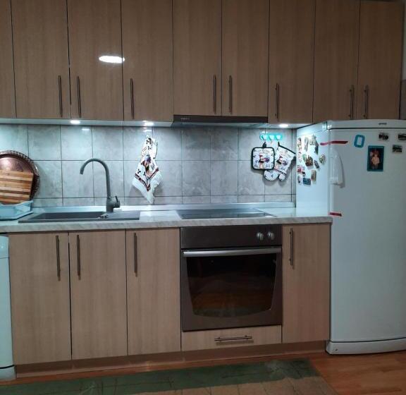 اتاق استاندارد یک نفره, Mala Farma Nani