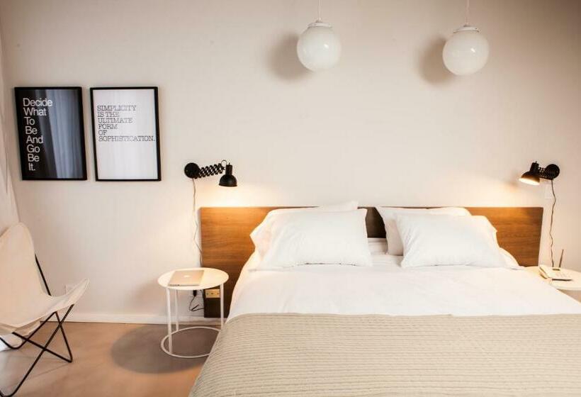 استودیوی سوپریور, Babel Studios