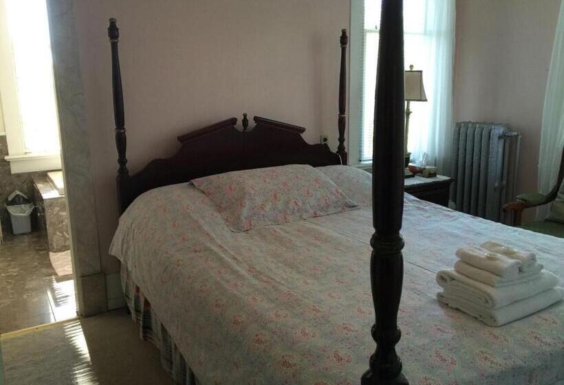 标准间, Balfour House