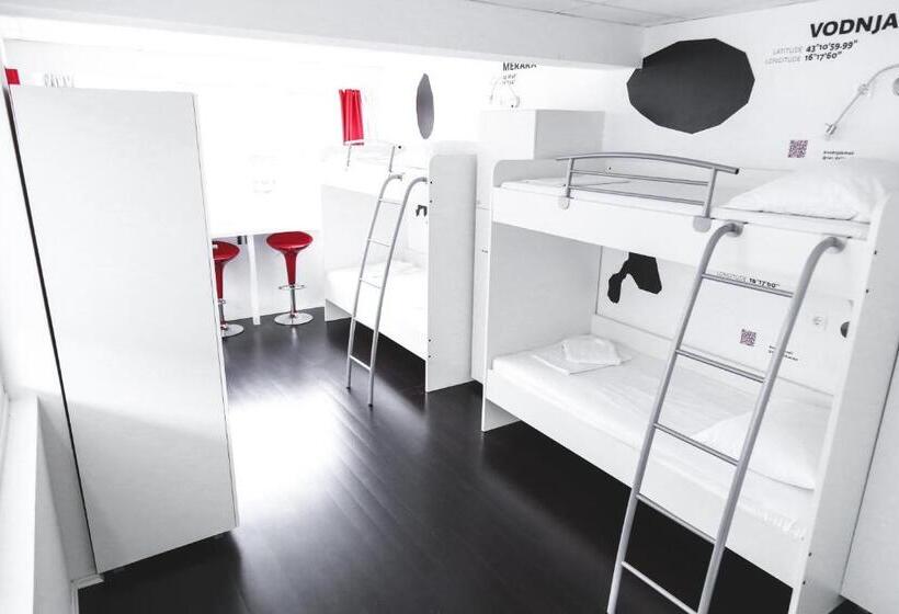 Habitació Quàdruple Estàndard, Design Hostel 101dalmatinac