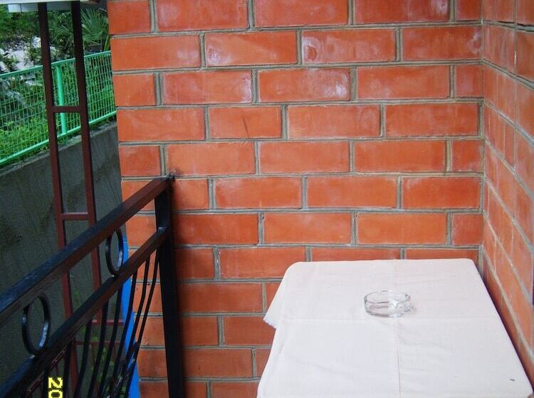 Номер Стандарт Индивидуальный, Argo