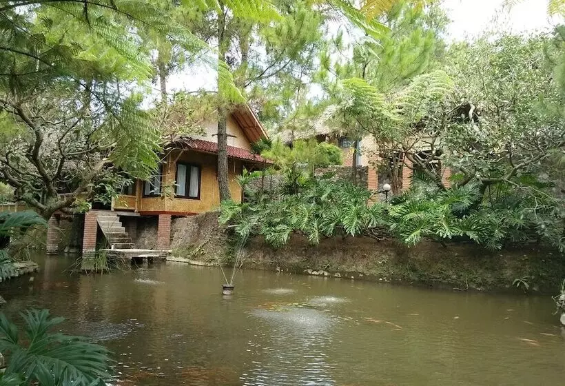 Perhebungalow, Bukit Alamanda Resort & Resto