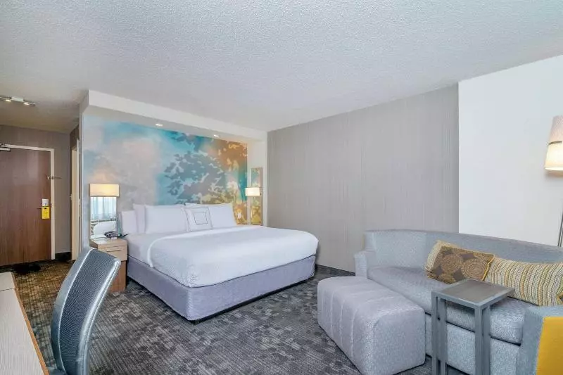 キングサイズベッドのスタンダードルーム, Courtyard By Marriott Wilkes Barre Arena