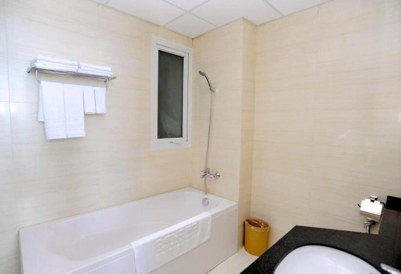 سوییت با چشم‌انداز دریا, Dendro Beachfront