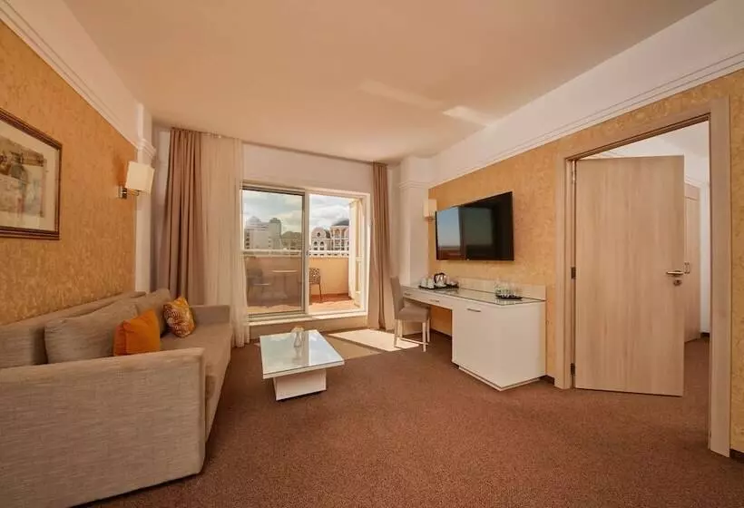 クラブスイート, Dreams Sunny Beach Resort & Spa