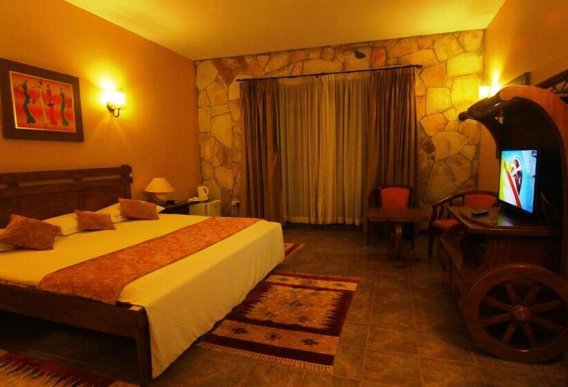 اتاق لوکس, Mountains Of The Moon