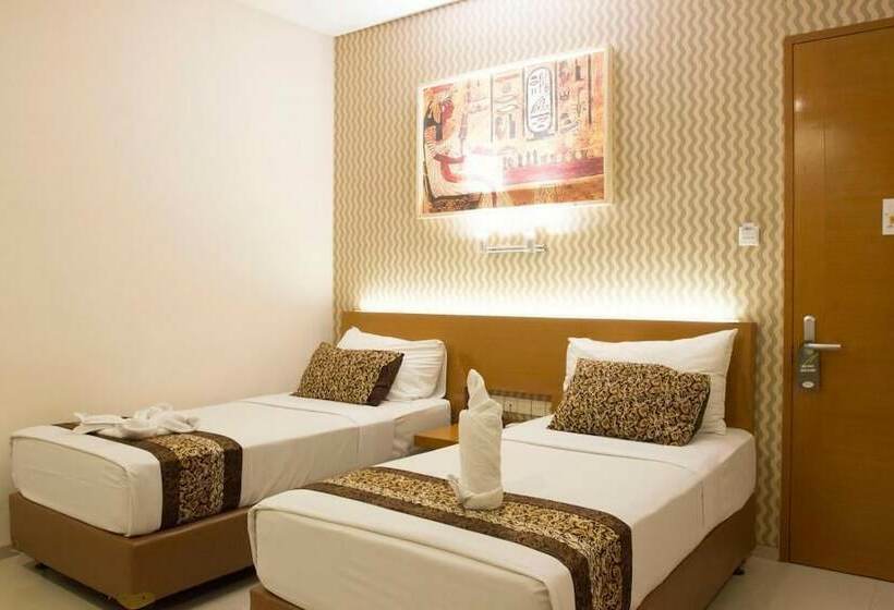 Номер Superior, Papyrus Tropical