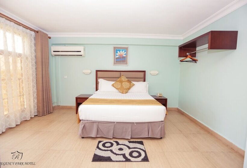 اتاق لوکس, Regency Park