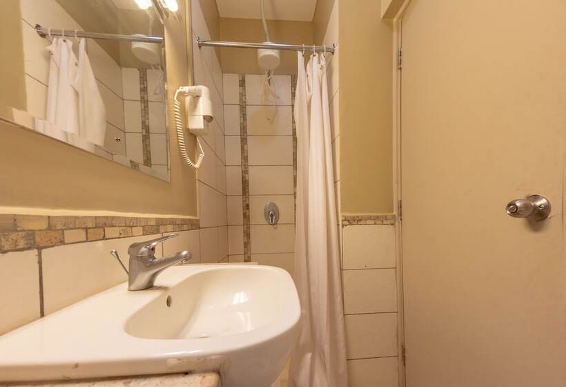 اتاق لوکس, Rio