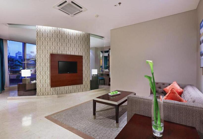 풀장 전망 스위트, The Grove Suites By Grand Aston