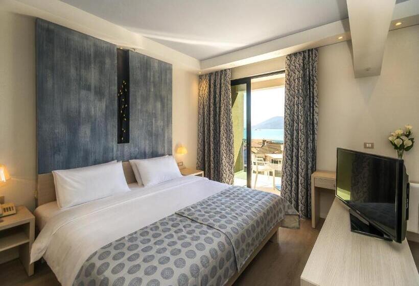 اتاق سوپریور با چشمانداز دریا و بالکن, Palmon Bay Hotel & Spa