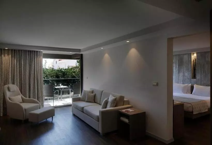 سوییت لوکس, Palmon Bay Hotel & Spa