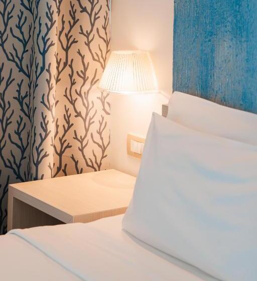 اتاق استاندارد, Palmon Bay Hotel & Spa