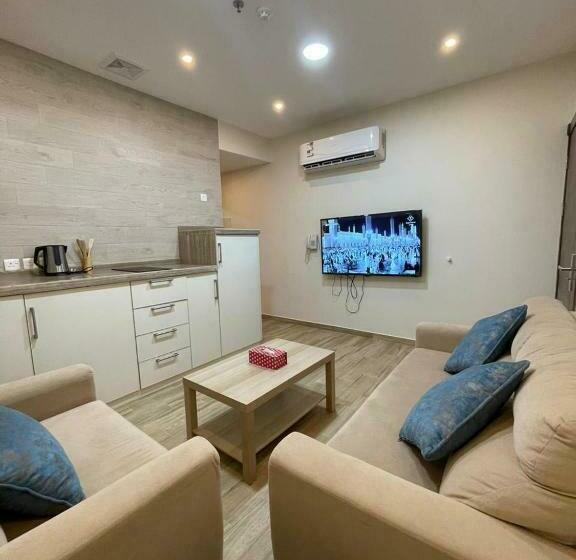 شقة غرفة واحدة, همس المدى للشقق المخدومه