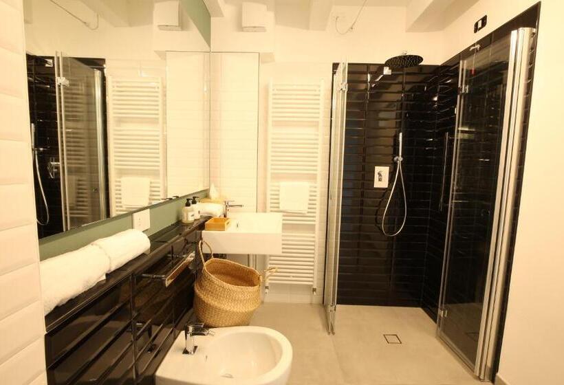 장애인을 위한 스탠다드 룸, Agatopisto Animo Salmastro