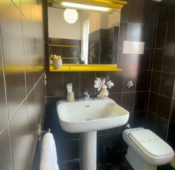 חדר סטנדרט עם ג'קוזי, Villa Ghiringhelli