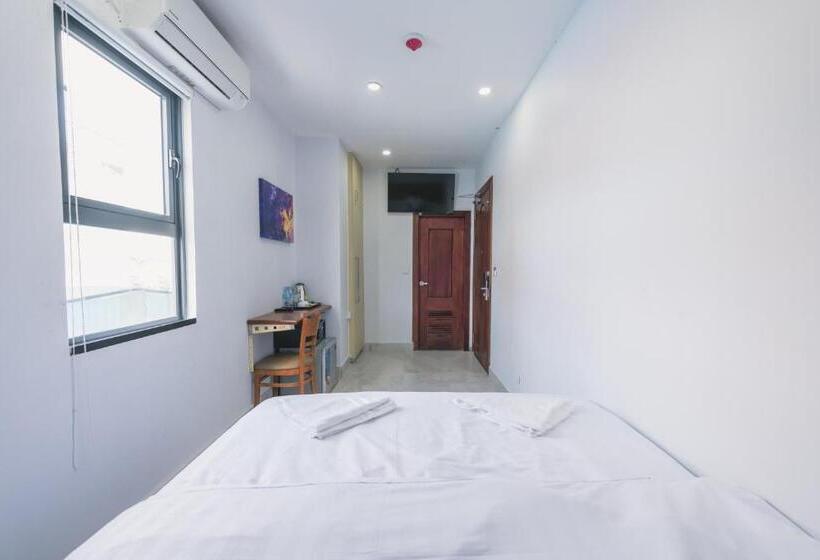 이코노미 룸, Residence 110