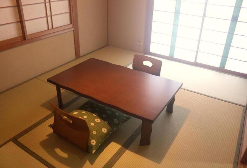 庭の見えるスタンダードトリプルルーム, はこにわ｜田舎暮らしが体験できる宿