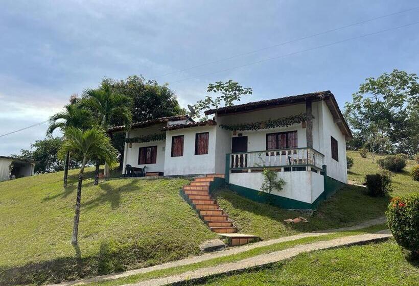 패밀리 룸, Candilejas