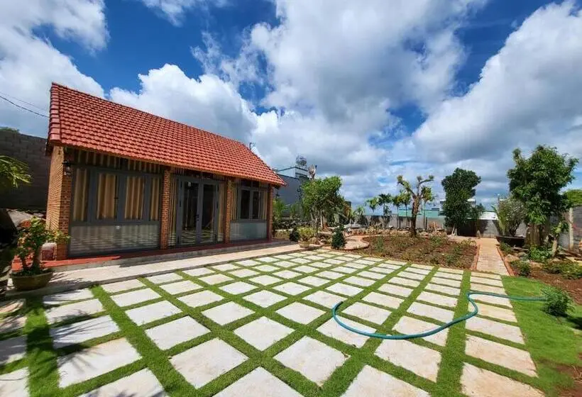 اتاق خانوادگی با چشم‌انداز باغ, T Farmstay Villa And Resort Buon Ma Thuot City