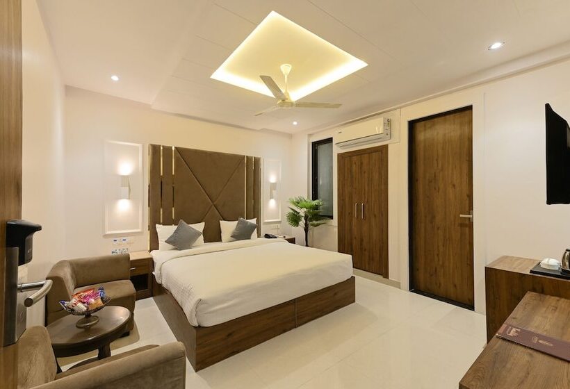 Номер Deluxe, Avalon Palms Agra