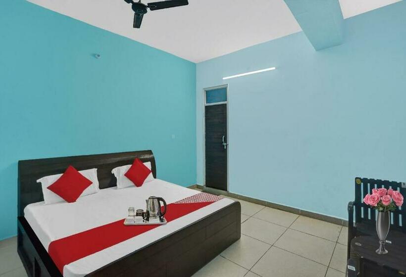 חדר קלאסי לשלושה, Flagship  U B Inn