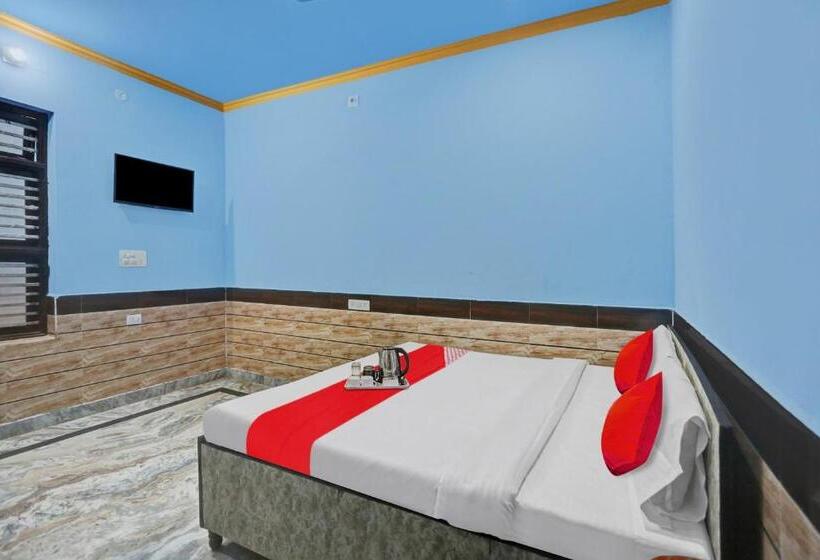 Quarto Triplo Clássico, Flagship V2 Residency