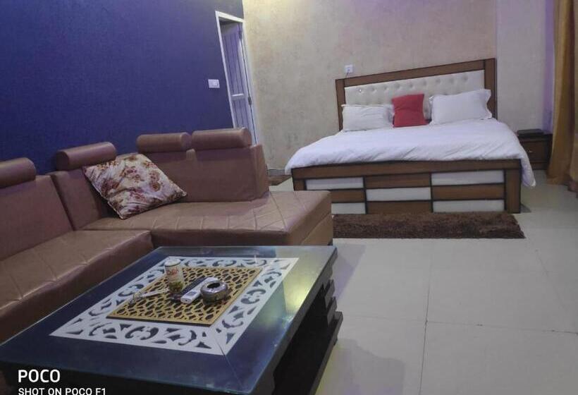 Deluxe-huone, Sudhir, Sonipat