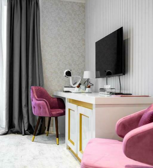 اتاق سوپریور, Queen Palace