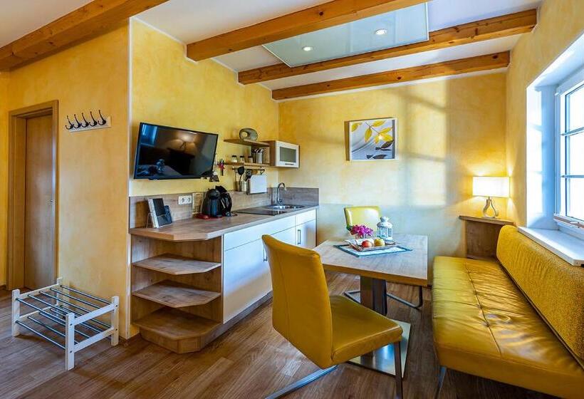 スーペリアーバンガロー, Laasenhof