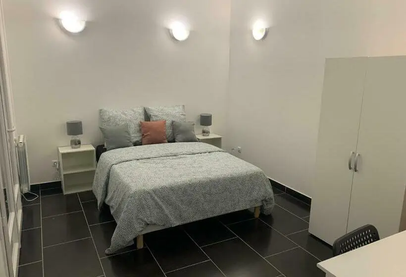 バス共有のスタンダードルーム, Villa Tenjin Chambre 17
