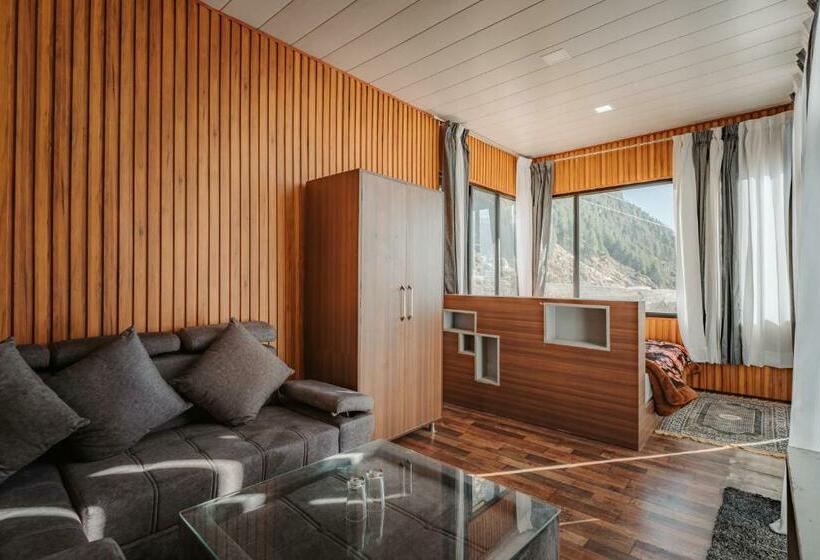 استودیو استاندارد با چشمانداز, Worthmiles Resort