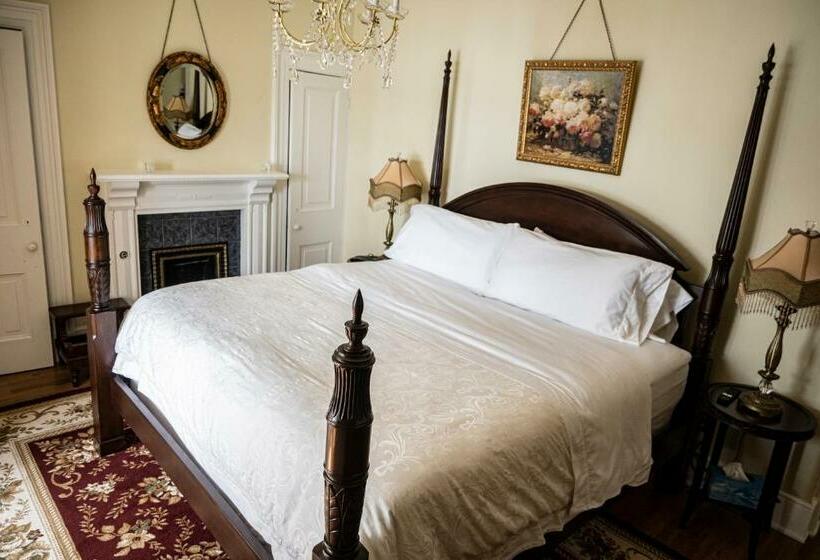 스위트 킹사이즈 침대, Belle View Manor Inn