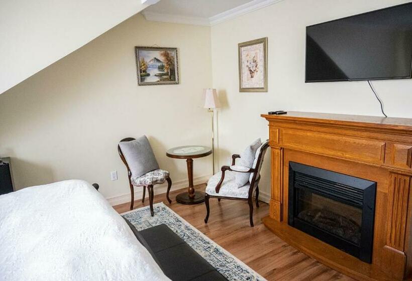 스위트 킹사이즈 침대, Belle View Manor Inn