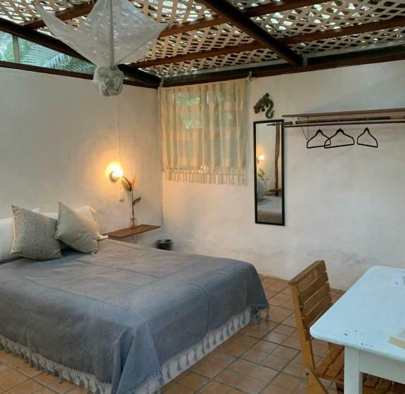 エコノミールーム, Akoma Sayulita