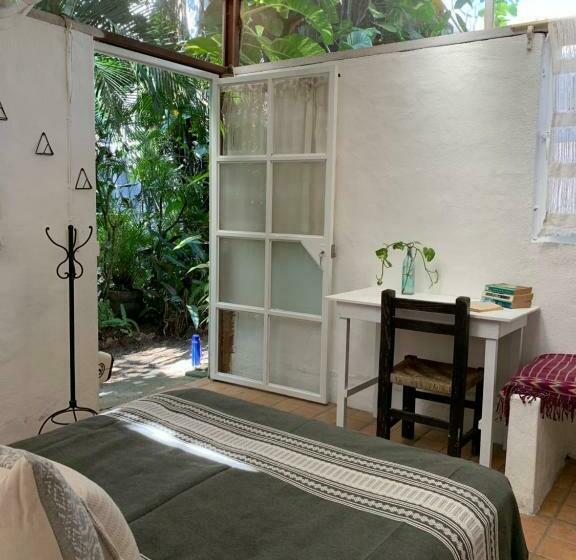 エコノミールーム, Akoma Sayulita