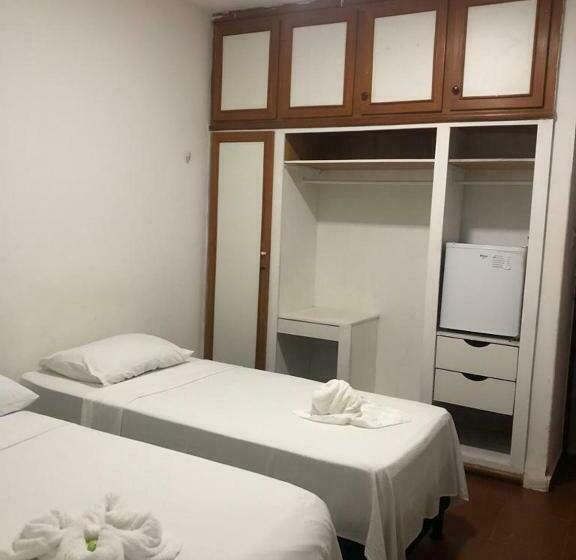 חדר בסיסי לשלושה, Thematic Pousada