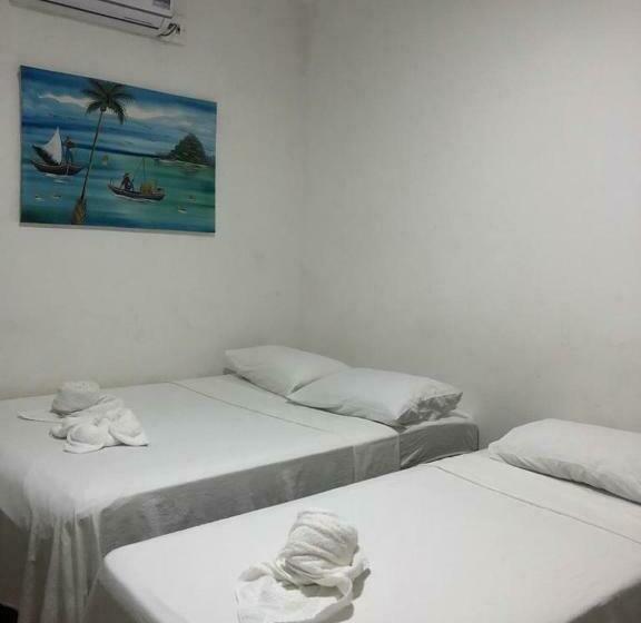 Quarto Triplo Basic, Thematic Pousada